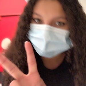 Meet your Posher, Seanna